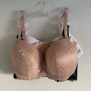 NWT Rene Rofe Lacy Lightly Padded 3 Pack Bras 38DD - Nude, Black, and White